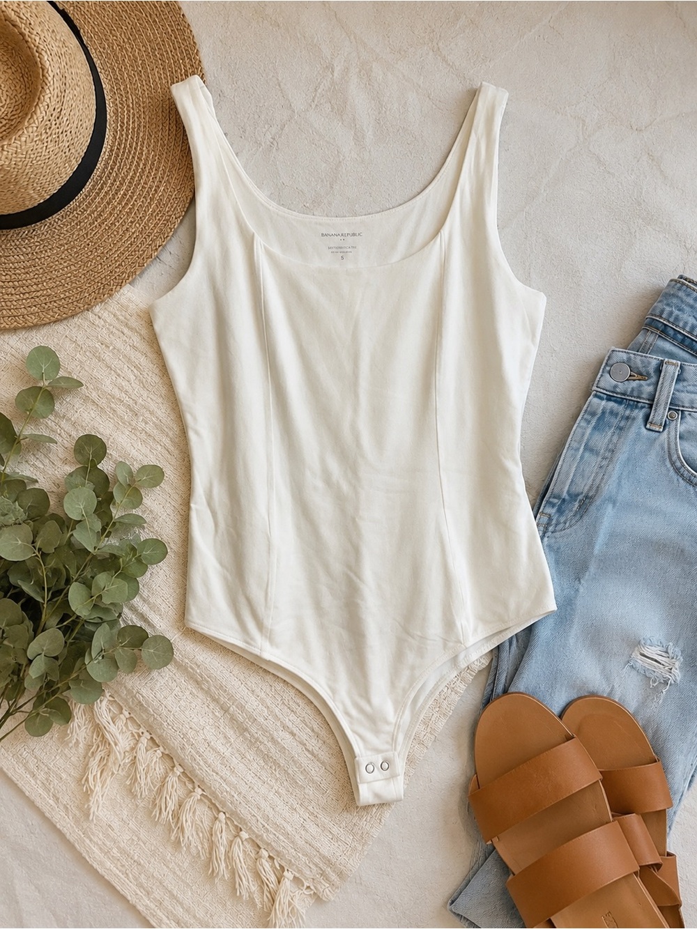 Banana Republic Soft Stretch Tee Bodysuit White Size Small Scoop Neck